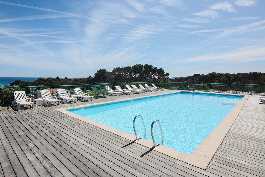 Inter-Hotel Sea Side Park Вильнёв-Лубе Экстерьер фото